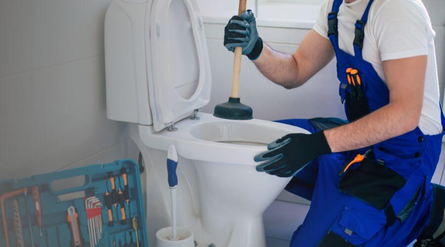Local expert plumbing services in Brooklyn, IN